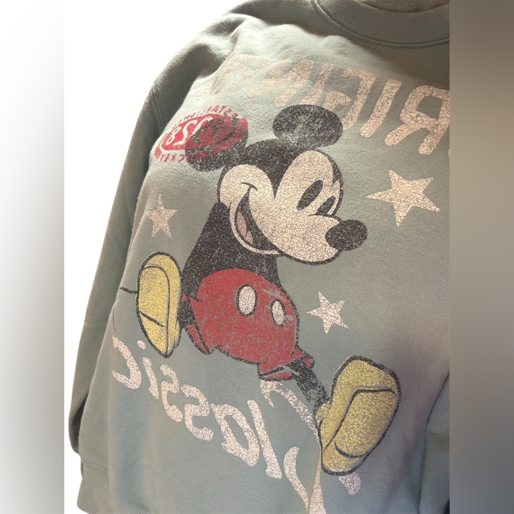 Vintage Disney Mickey Mouse Pullover Sweatshirt - Pale Green